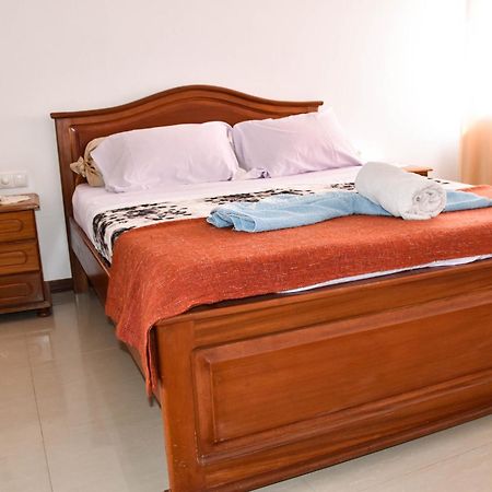 Residencial Vitoria Hotel Понта до Сол Екстериор снимка