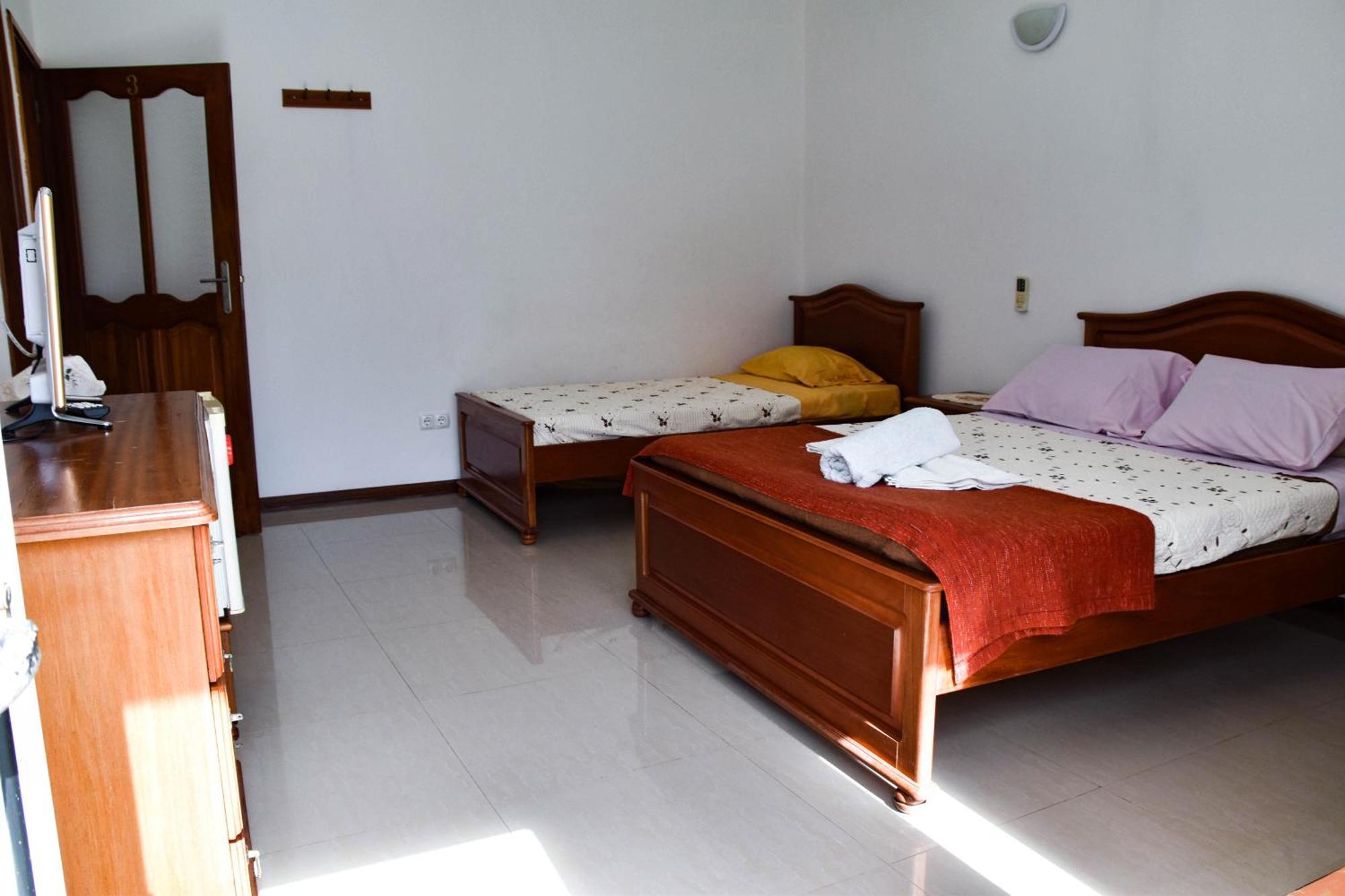 Residencial Vitoria Hotel Понта до Сол Стая снимка