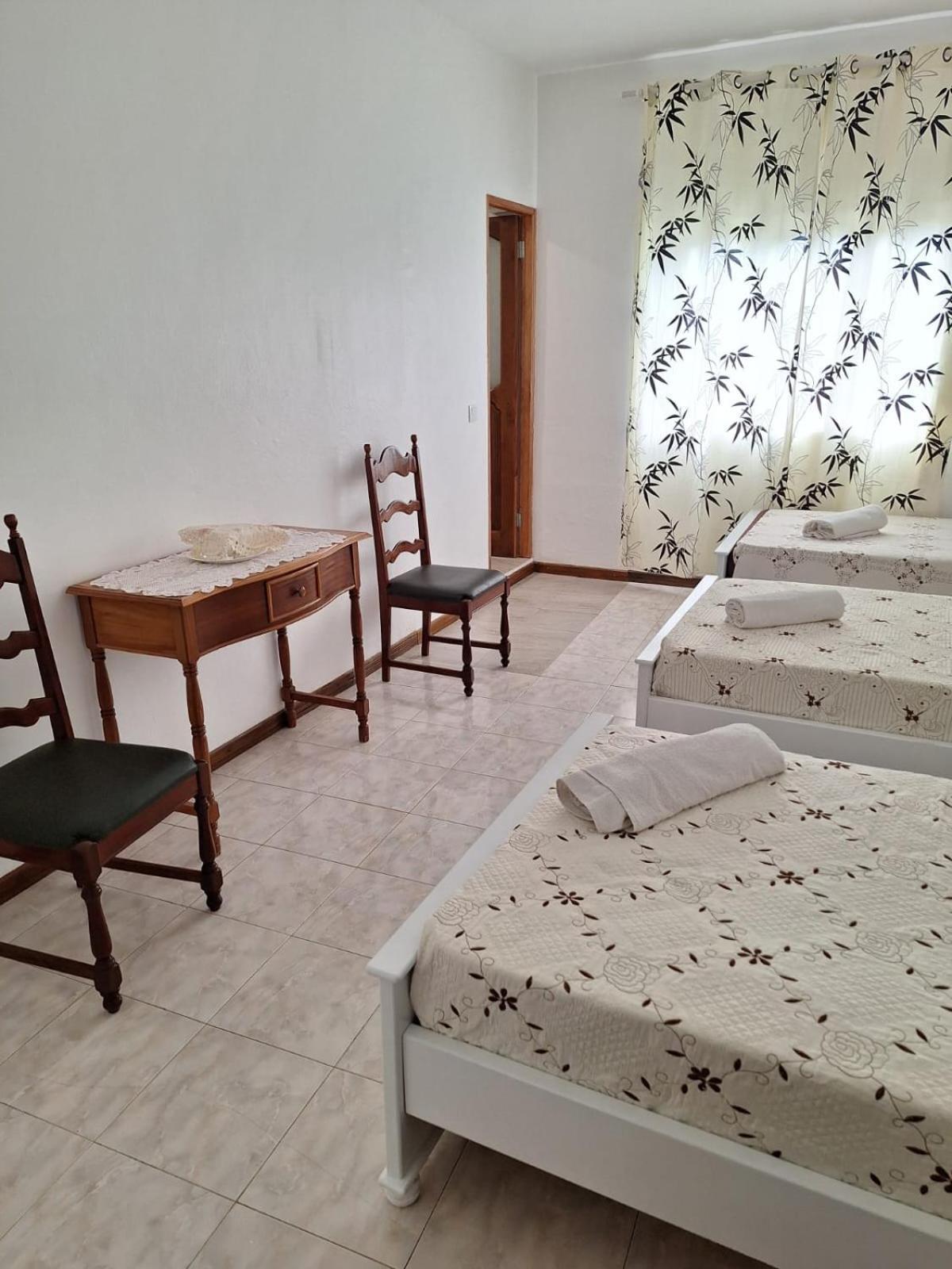 Residencial Vitoria Hotel Понта до Сол Екстериор снимка